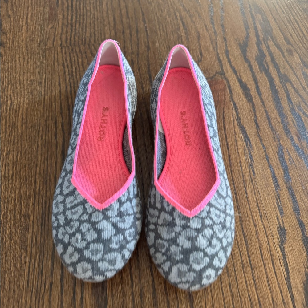 Cute Rothy’s flats!